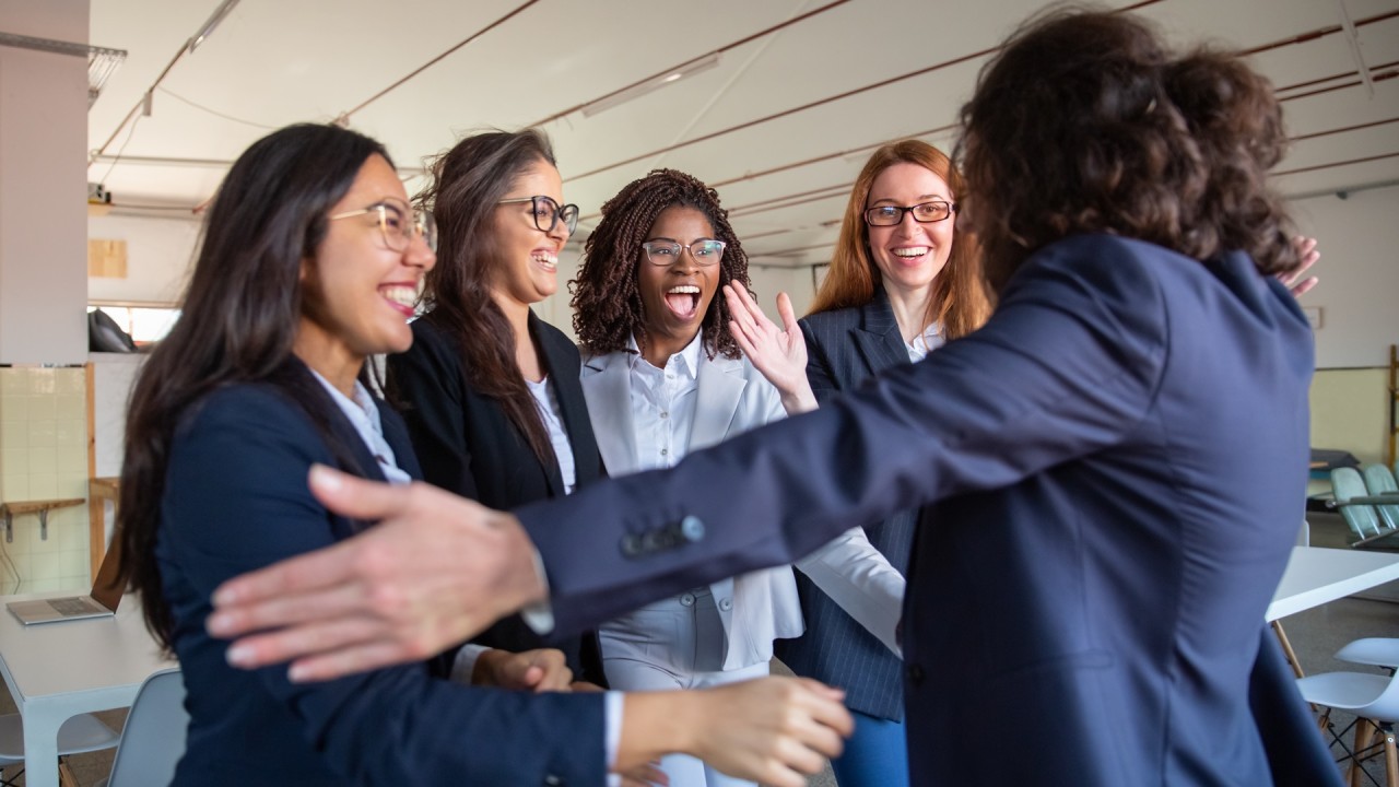 Ejerciendo la sororidad a través del liderazgo femenino